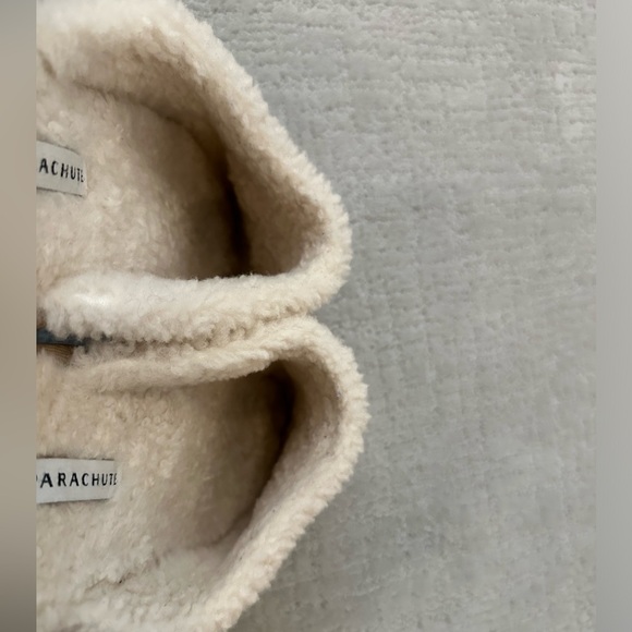 Parachute Slippers - Picture 2 of 4